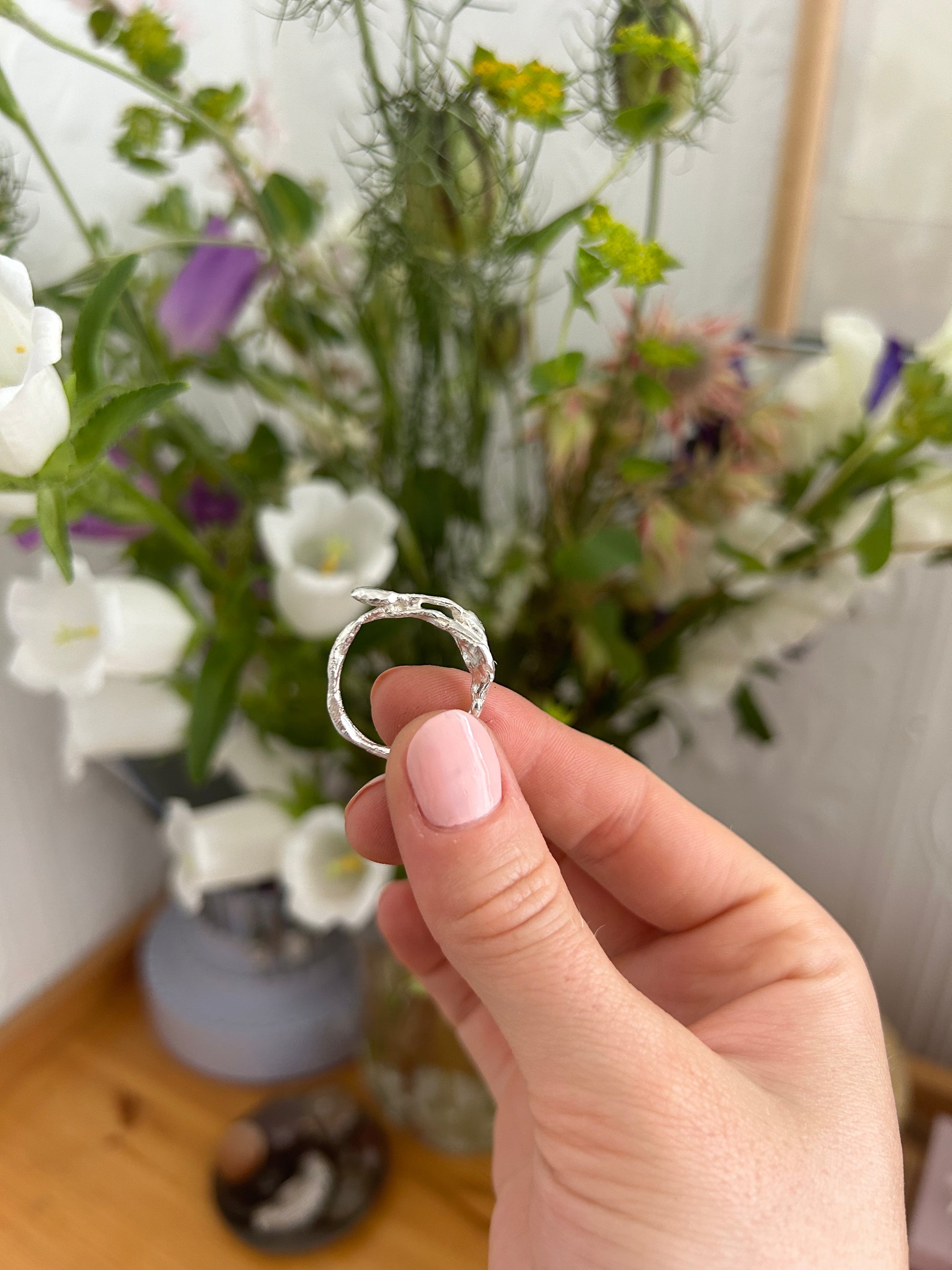 Vine Ring Variation 01