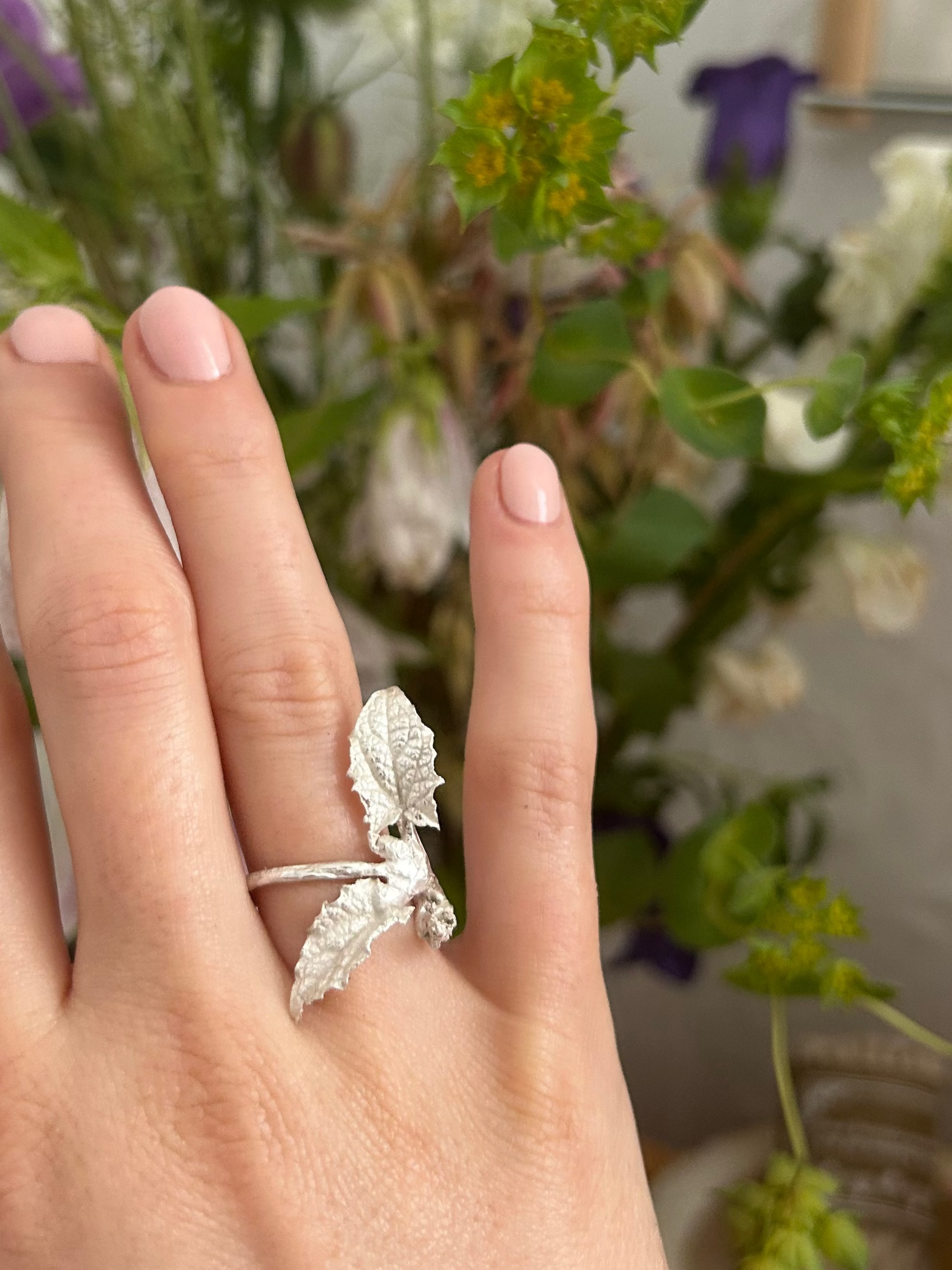 Vine Ring Variation 03